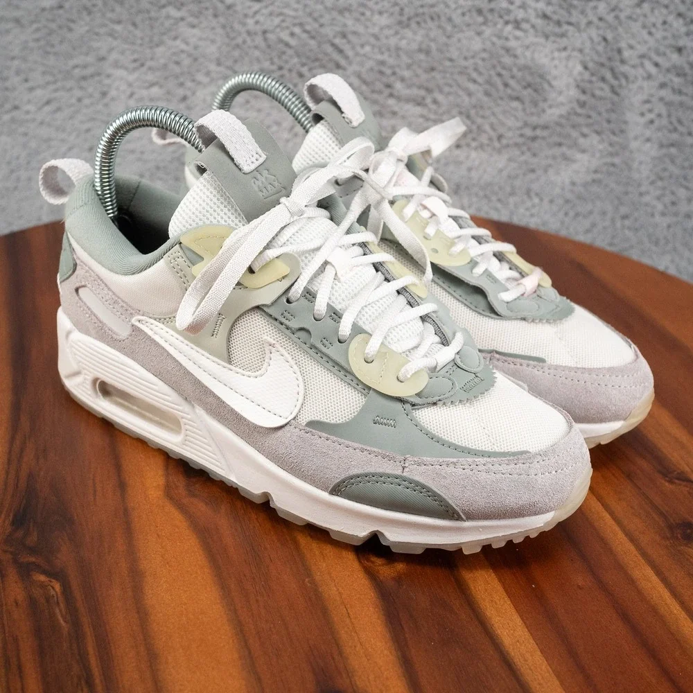 Size 6.5 Women Nike Air Max 90 'Mint Green' DM9922-105
